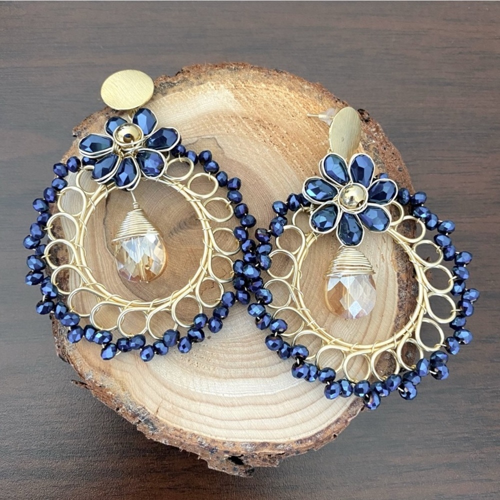 Stunning wire art and beads post earrings. Beautiful handmade wiring by artisans